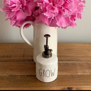 Rae Dunn Grow water mist spray